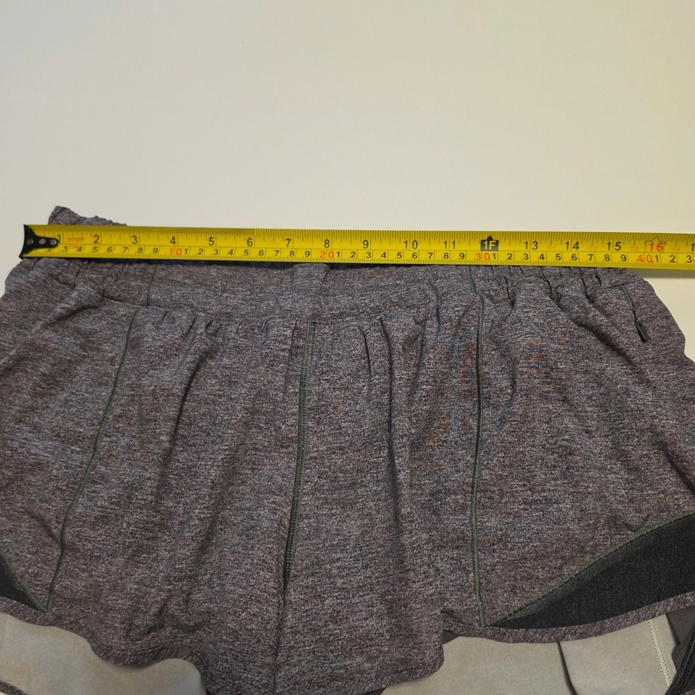 Lululemon Find Your Pace Heathered Space Dye Grey Purple Running Shorts Size 14 - Picture 3 of 8
